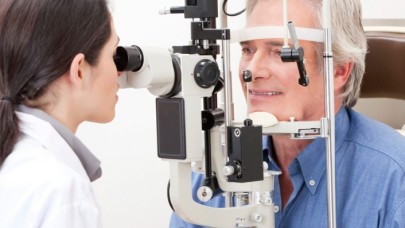 "Vatandaş optik mağazasında göz muayenesi olabilmeli"