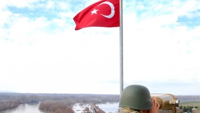 Yunanistan'a kaçmaya çalışan 1'i FETÖ,  2'si PKK mensubu 5 kişi yakalandı