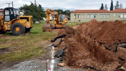 Yunanistan'dan büyük saygısızlık: Osmanlı mezarlarını talan ettiler