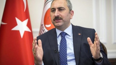 Adalet Bakanı Gül: Bugün yeni ve sivil anayasa çalışmaları için milat