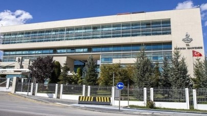 Anayasa Mahkemesi HDP'nin kapatılması davasında eksiklik tespit ettiği iddianamenin iadesine karar verdi