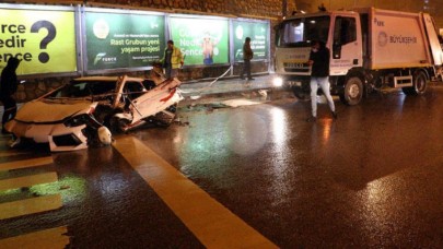Ankara'da Yavuz Tekin'in 5 milyon liralık kazası: Lüks otomobil hurda oldu!