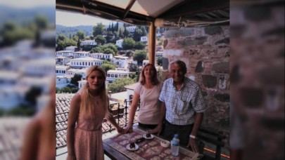 Antalya'da aynı aileden 4 kişi vurulmuş bulundu: Muzaffer Gider,  Gülşen Işık Gider,  Gamze Gider,  Mustafa Gider öldü