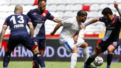 Antalyaspor-Erzurumspor: 3 puanı 3 golle aldı