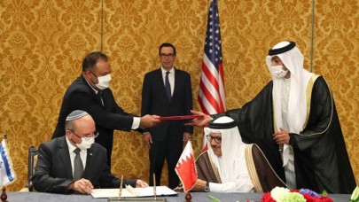 Bahreyn en kıdemli diplomatını İsrail'e büyükelçi olarak atadı