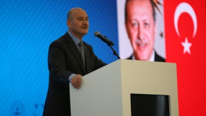Bakan Soylu,  Batı'nın gerçek yüzünü gösterdi: Çatışma,  istikrarsızlık ve fakirlikten açıkça nemalanıyorlar