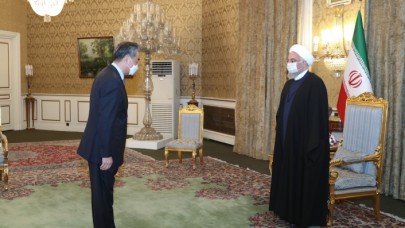 Batı ile sorun yaşayan İran,  çareyi Çin'e sarılmakta arıyor