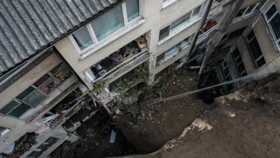 Bursa'da meydana gelen heyelan nedeniyle 7 bina boşaltıldı