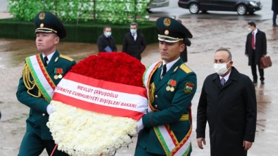 Çavuşoğlu'dan Tacikistan'a davet: Bölgesel projelere sen de katıl