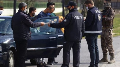 Çok yüksek riskli ilçede ev ziyaretleri yasaklandı