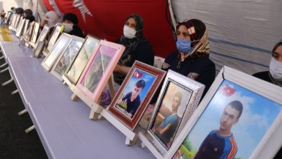 Diyarbakır annelerinden çocuklarına çağrı: Yeter oğlum gel devletine teslim ol