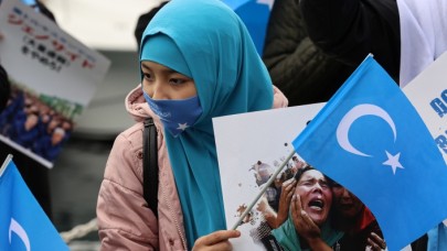 "Doğu Türkistanlı kadın çığlıklarına ses ver"