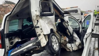 Düğün dönüşü feci kaza: Leyla Tuğluk ve Hediye Tekin öldü