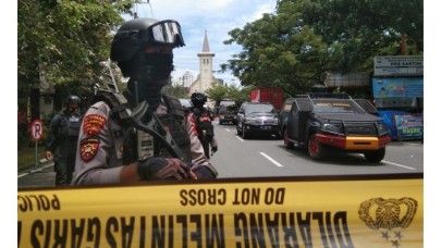 Endonezya'da kiliseye bombalı saldırı düzenlendi: 14 yaralı