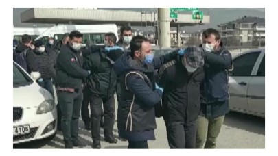 FETÖ'ye yönelik operasyonda yurtdışına çıkmaya çalışan  6 şüpheli Anadolu Otoyolu'nda yakalandı