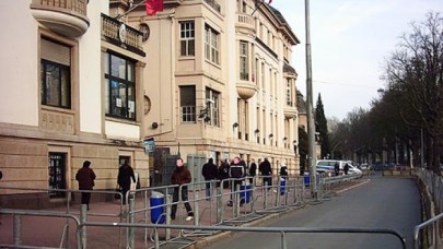 Frankfurt Başkonsolosluğu çalışanı Tufan Öztin koronadan öldü: İşlemler durdu