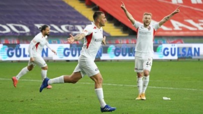 Gaziantep FK-Gençlerbirliği: 10 kişiyle müthiş geri dönüş