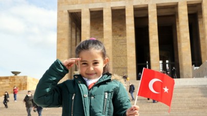 Hakkarili küçük Hira'nın Anıtkabir hayali gerçek oldu