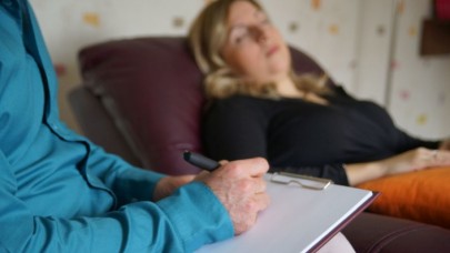 Hipnoz Nedir? Hipnoz Hangi Hastalıklarda Kullanılır?