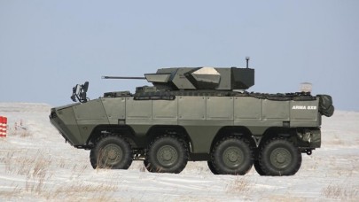 Kazakistan ordusu Türk yapımı zırhlı muharebe aracı Arma ve Nefer silah sistemini test etti