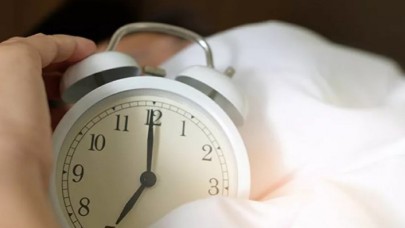 Kovid-19 aşısı yaptıranlara 'düzenli uyku' önerisi