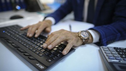 Milyonlarca memuru ilgilendiriyor: Bakanlık harekete geçti,  tek çatı alında toplanacak!