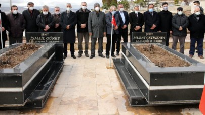 Muhsin Yazıcıoğlu ve beraberindekiler,  vefatlarının 12. yılında Sivas'ta anıldı