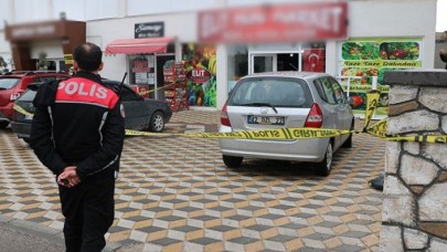 Niğde'de Mehmet Yüzer,  boşanma aşamasındaki eşi Sibel Yüzer'i vurdu