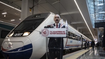 Bakan Karaismailoğlu: Süveyş Kanalı'nın en uygun alternatifi "Orta Koridor" 