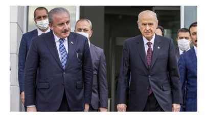 TBMM Başkanı Şentop’tan Bahçeli'ye tebrik