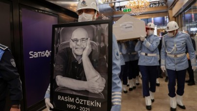 Usta oyuncu Rasim Öztekin son yolculuğuna uğurlandı