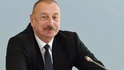 Aliyev: Ermenistan Türkiye'den toprak iddiasından vazgeçmeli