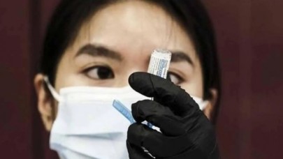 Bir aşıda daha yan etki kabusu! Uygulaması durduruluyor