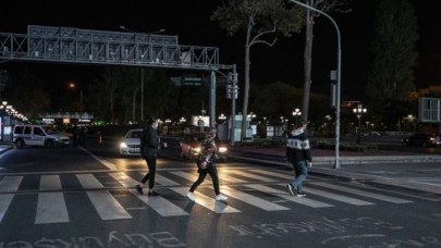 Bu akşam başlıyor! Hangi illerde sokağa çıkma yasağı var?