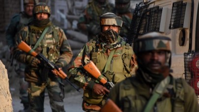 Cammu Keşmir'de çatışma: 5 ölü