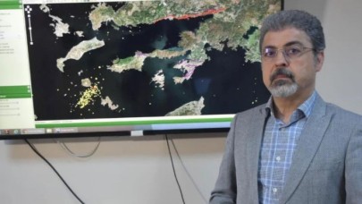 Ege'deki depremlerle ilgili önemli uyarı: Tsunami olabilir
