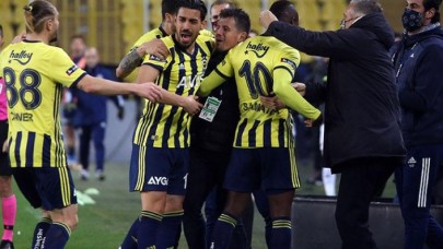 Fenerbahçe geliyor: Denizlispor'u yendi,  Galatasaray'ı geçti!