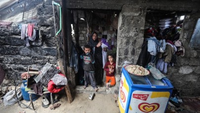 Filistinli anne: Ramazanda tek yiyeceğimiz patates,  domates