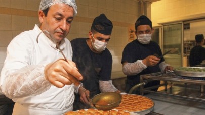 Gaziantepli ünlü baklavacı Coşkun Koçak'ın oğlu Tolga Koçak vuruldu