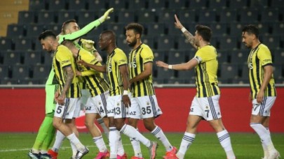 Harun'a rağmen Fenerbahçe: Kasımpaşa'yı yendi,  yarışa 'devam' dedi