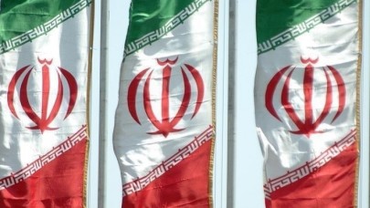 İran Kızıldeniz'de ülkesine ait bir gemide patlama olduğunu doğruladı