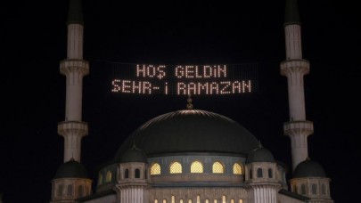 İstanbul'un ilçesini karıştıran iddia: Ezan 10 dakika geç okununca oruçlar gitti!