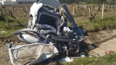 Manisa'da feci kaza: Ahmet Doğan Sarıkaya,  Nuri Palabıyık,  Oya Palabıyık öldü