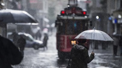 Meteoroloji'den İstanbul'a kuvvetli yağış uyarısı