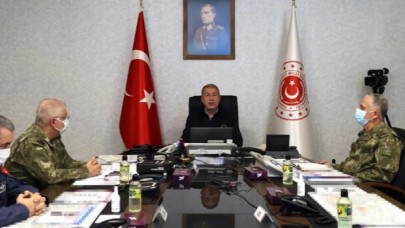 Milli Savunma Bakanı Akar: Hava Kuvvetlerimiz 60'tan fazla hedefi vurdu