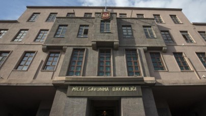 Milli Savunma Bakanlığı'ndan darbe imalı bildiriye sert tepki: Düşmanlarımızı sevindirdi