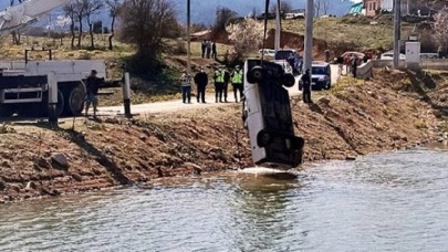 Muğla'da Ahmet Yanık el frenini unutunca kamyonet baraja düştü: Meryem yanık öldü