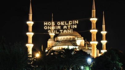 Rahmet ve bereket ayı Ramazan bu gece başlıyor