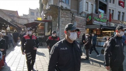 Sokağa çıkma kısıtlamasında neredeyse herkes muaf! Peki tam kapanmada kimler kapanacak?