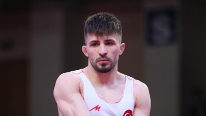 Süleyman Atlı Avrupa Güreş Şampiyonası'nda altın madalya kazandı